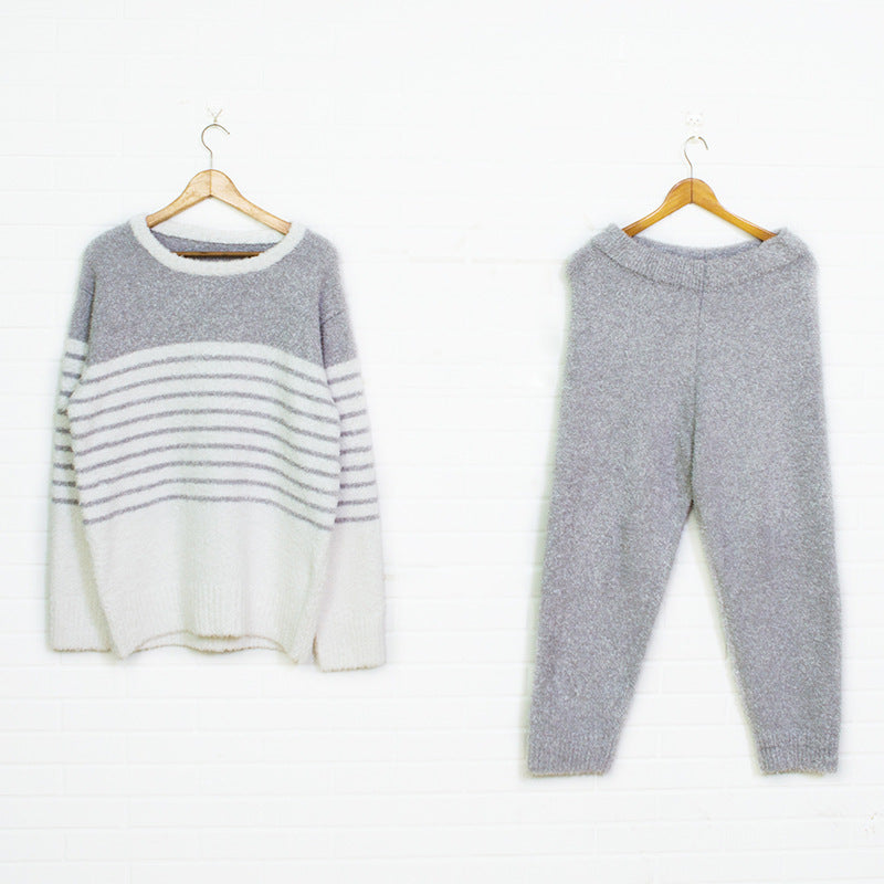 New soft striped men's pajamas in autumn and winter
