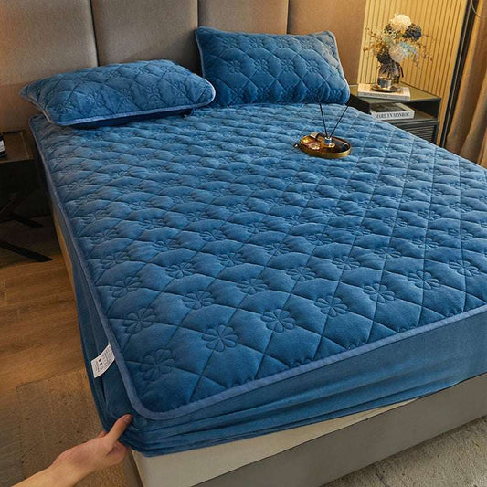 Milk Velvet Quilted Bed Sheet Single Piece Winter Thickened Coral Flannel Bed Cover Three-piece Set Mattress Protector Sheet - globaltradeleader