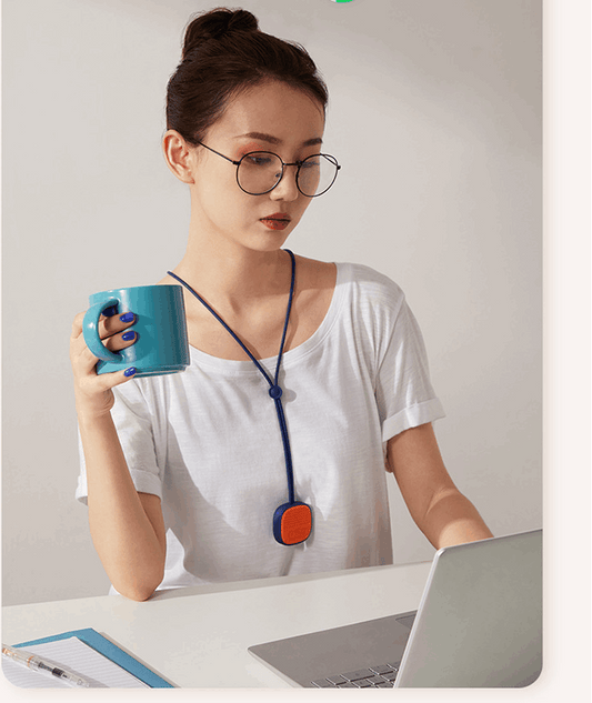 Mini Physiotherapy Portable Pendant Cervical Spine Massager