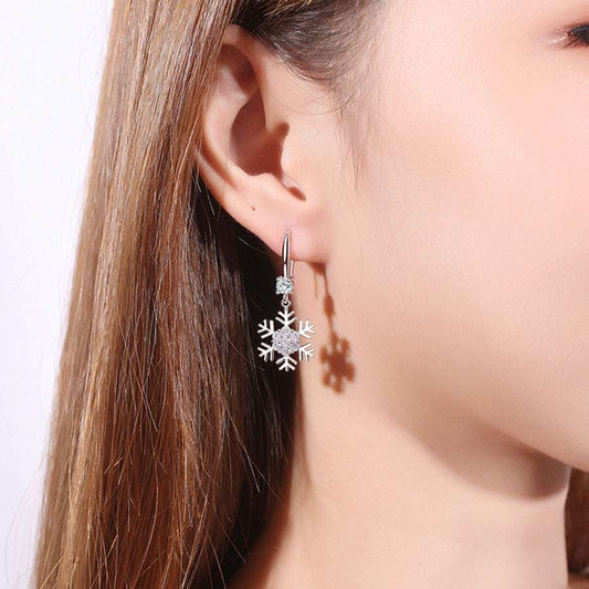Temperament Snowflake Earrings With Rhinestones Fashion Personalized Christmas Earrings For Women Jewelry - globaltradeleader