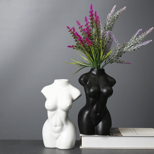 Simple And Modern Gypsophila Vase Decoration