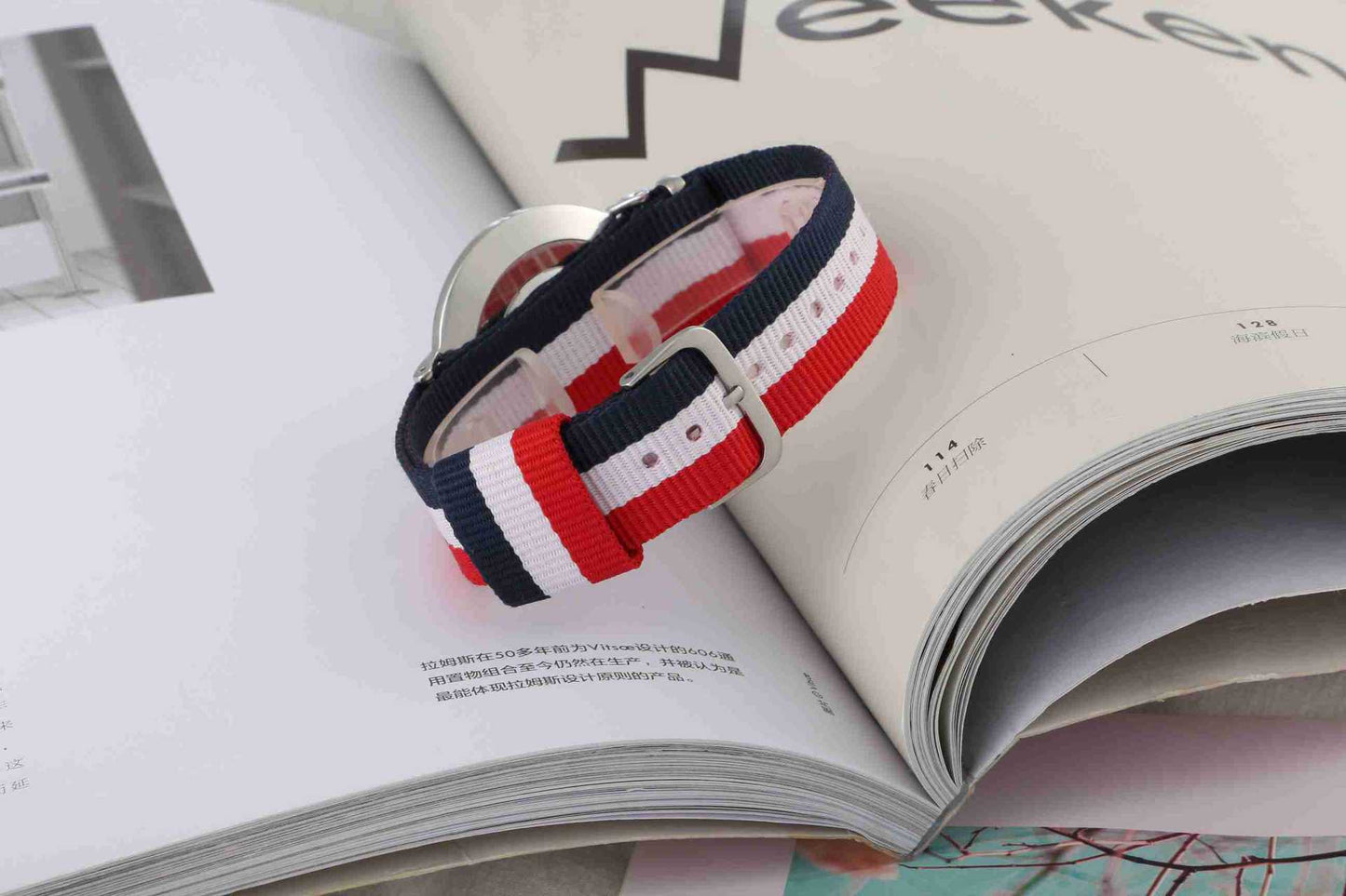 Personality Trend Custom Photo UFO Nylon Watch Explosion Model Watch Gift Jewelry