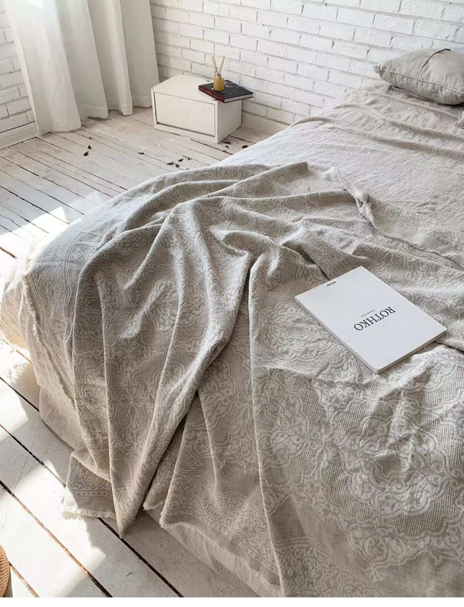 Jacquard Linen Cotton Bamboo Fiber Burrs Tassels Cover Blanket Sofa Tablecloth