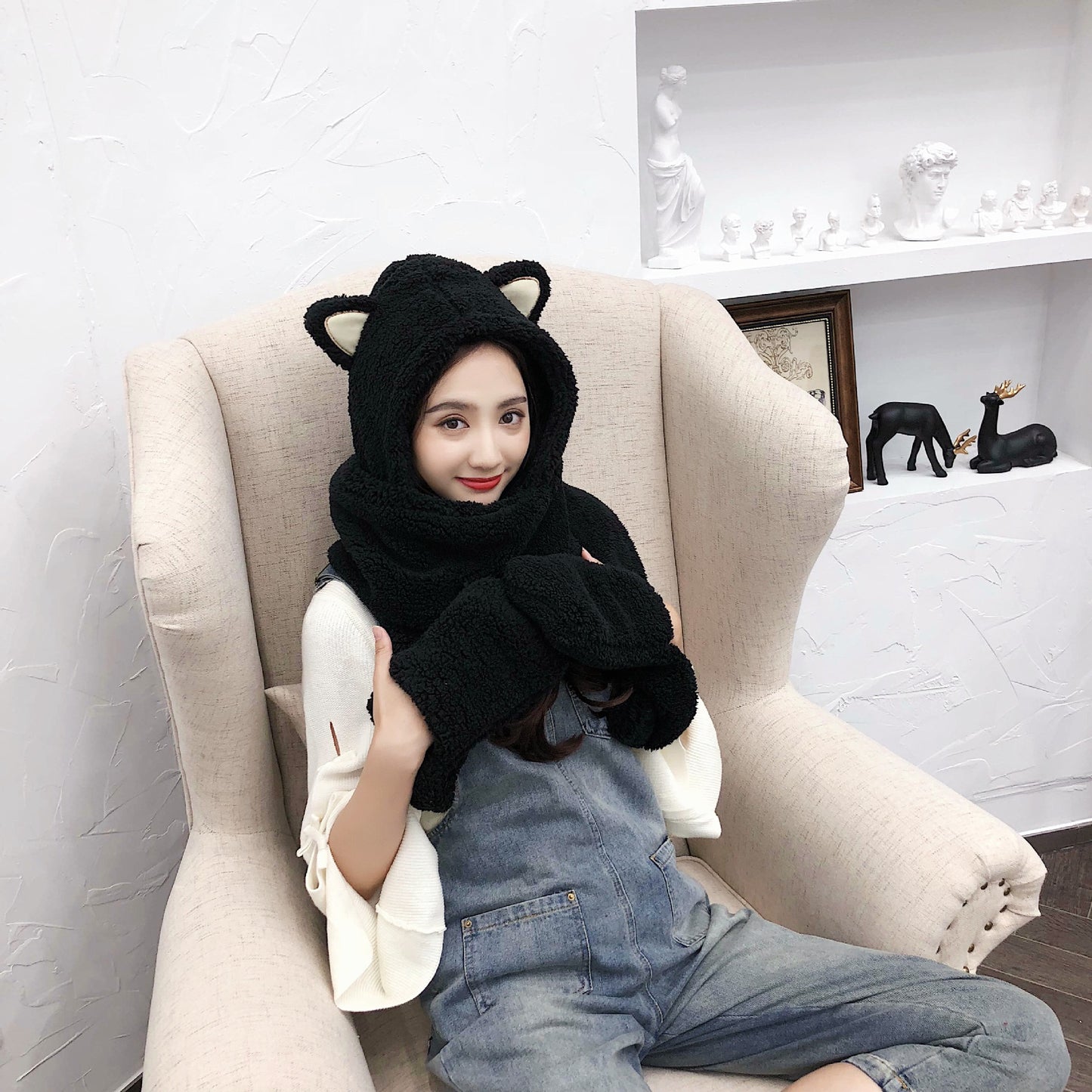 Autumn And Winter Korean Fashion Hat Scarf Gloves Women's Cute Cat Ear Scarf Cap