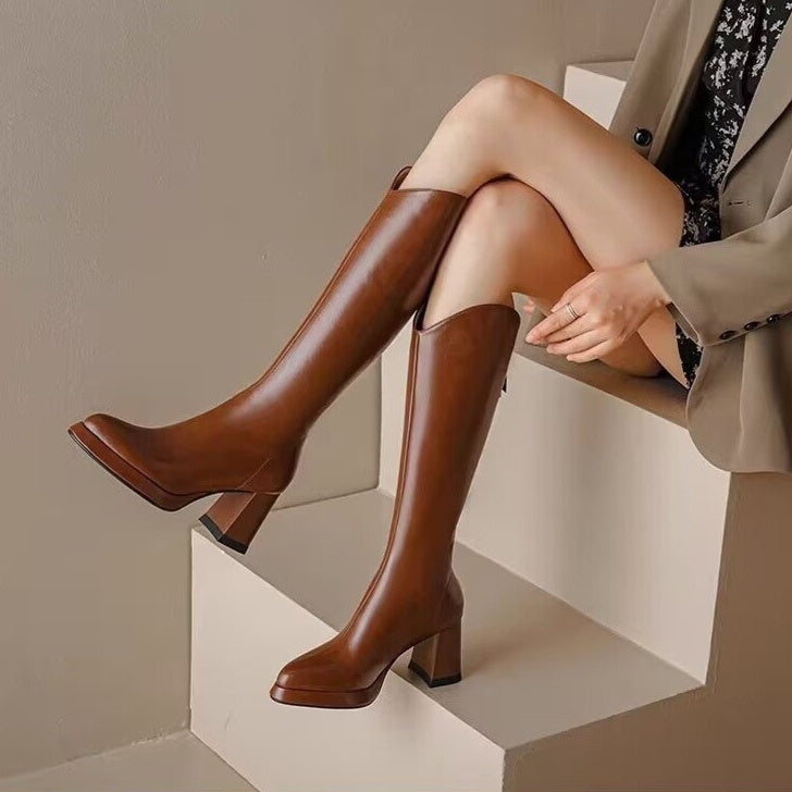 Elegant And Comfortable Long V Cut Women's Boots - globaltradeleader
