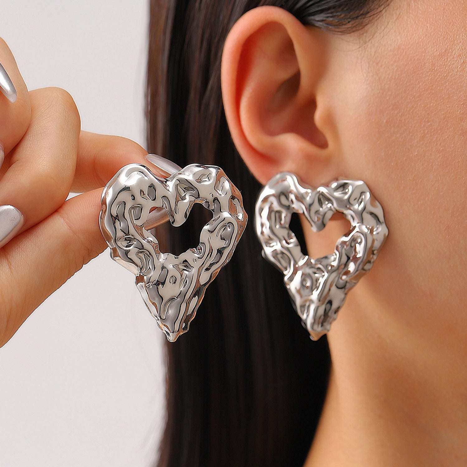 New Pleated Lava Hollow Heart-shaped Earrings Personality Exaggerated Love Earrings For Women Valentine's Day Jewelry - globaltradeleader