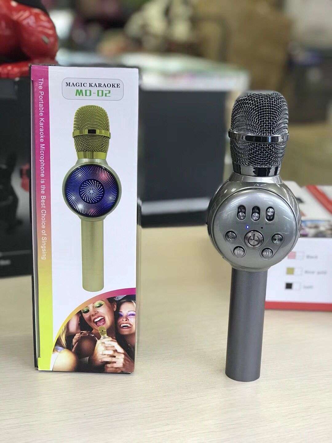 Sing it with colorful lights National K song wireless Bluetooth microphone