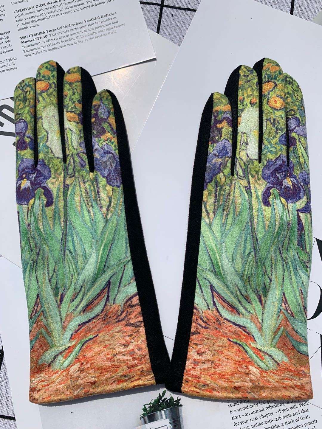 Autumn And Winter Fashion Trends Oil Painting Gloves AB Suede - globaltradeleader