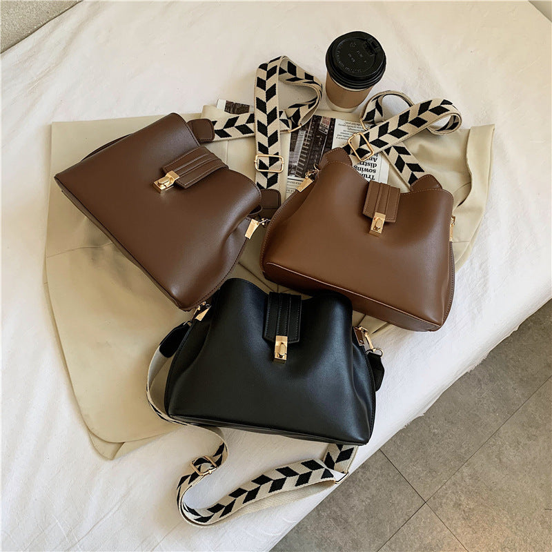 Wide Shoulder Strap Bucket Bag Single Shoulder Diagonal Bag - globaltradeleader