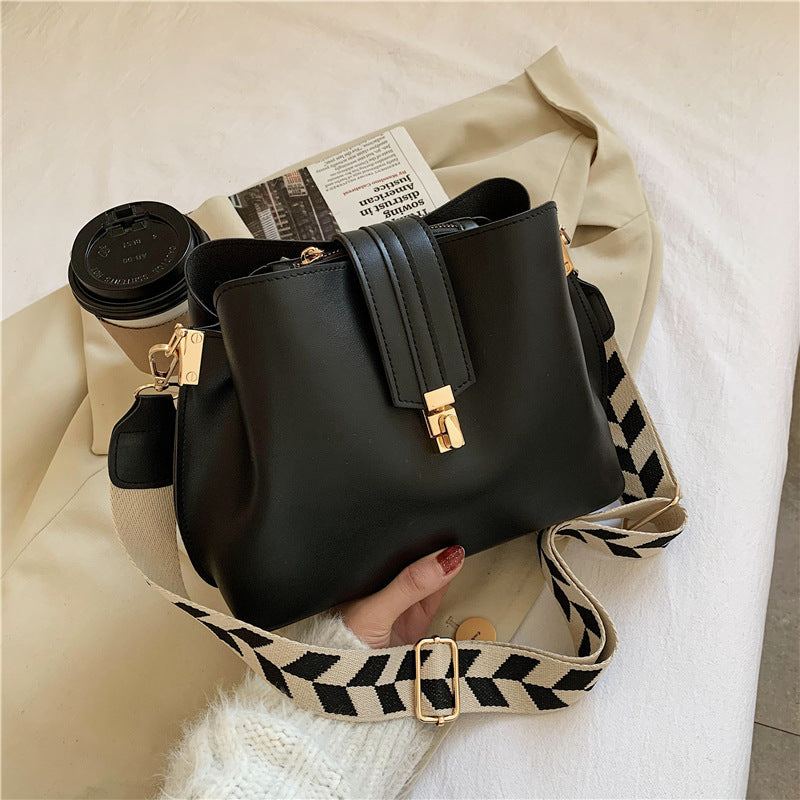 Wide Shoulder Strap Bucket Bag Single Shoulder Diagonal Bag - globaltradeleader