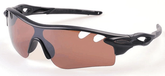 Hollowed-out sports glasses