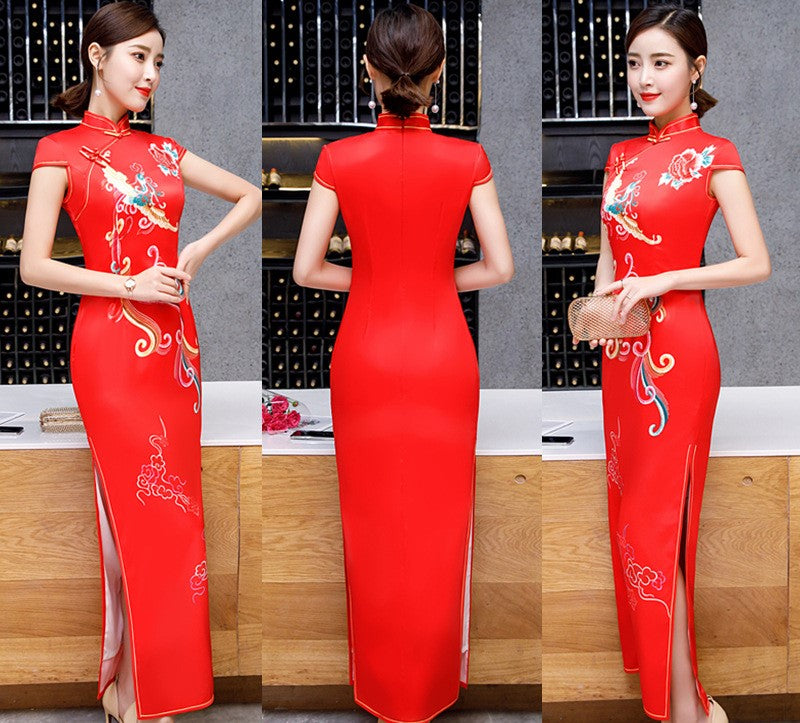 Retro and improved women's long cheongsam