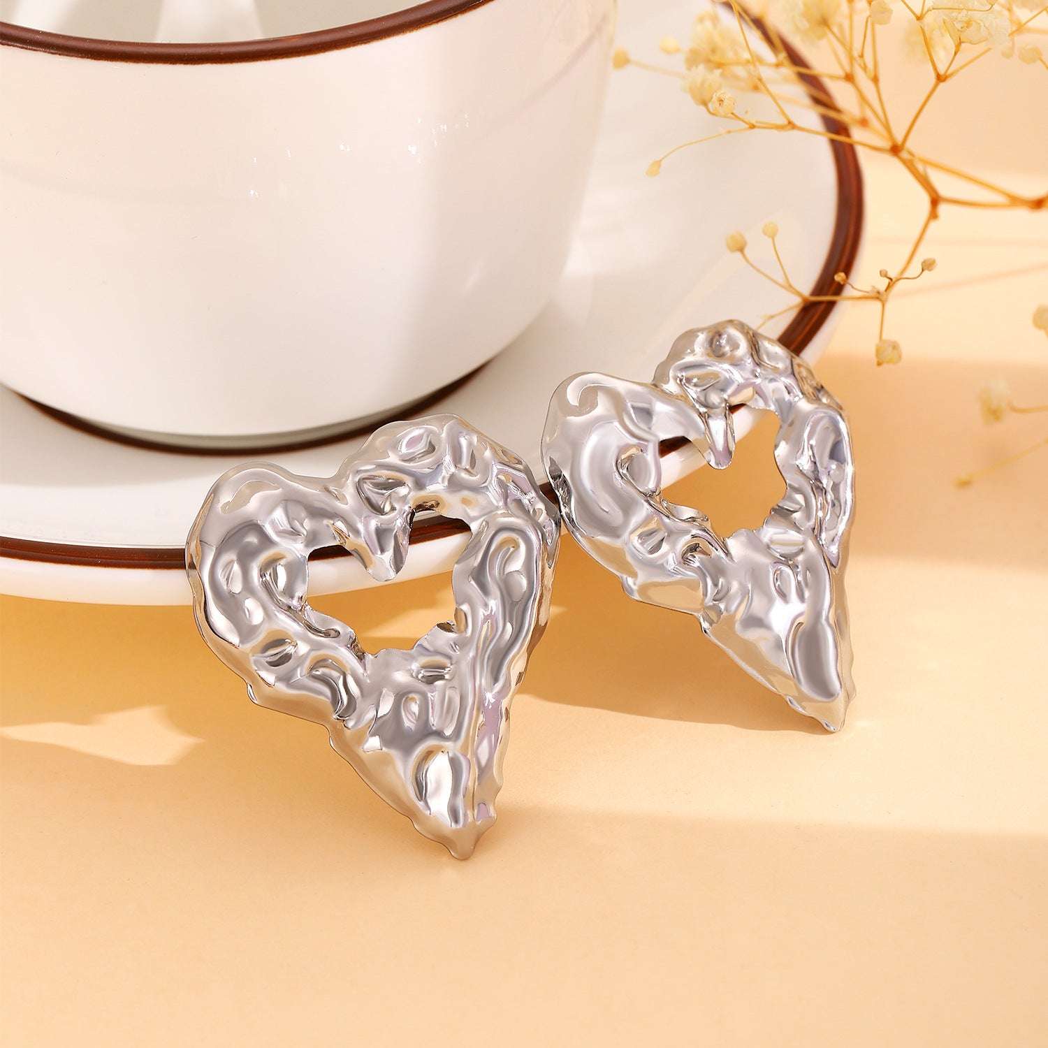 New Pleated Lava Hollow Heart-shaped Earrings Personality Exaggerated Love Earrings For Women Valentine's Day Jewelry - globaltradeleader