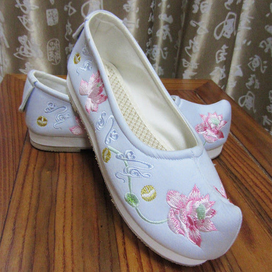 Chinese Style Embroidered Shoes Wear-resistant Tendon Bottom