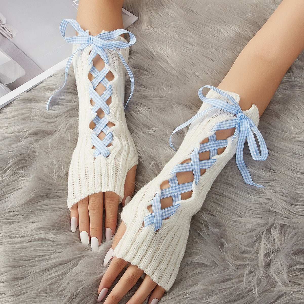 Winter With Strap Warm Gloves For Women