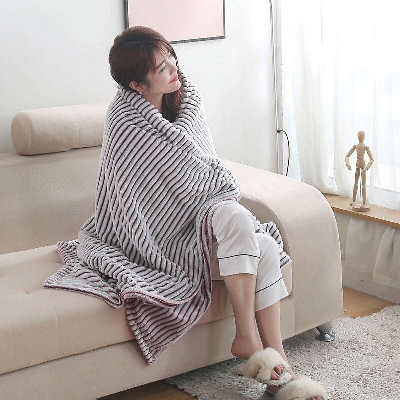 European And American Coral Fleece Thick Nap Blanket