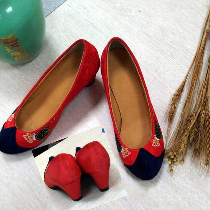 Hanbok Red Embroidered Hook Shoes