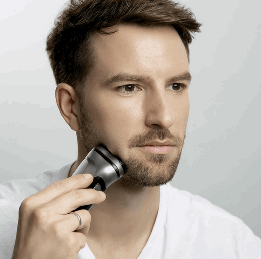 BlackStone three-blade razor