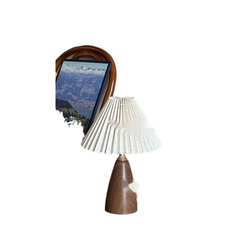 Nordic Retro Ceramic Table Lamp Pleated Bedroom Bedside - globaltradeleader