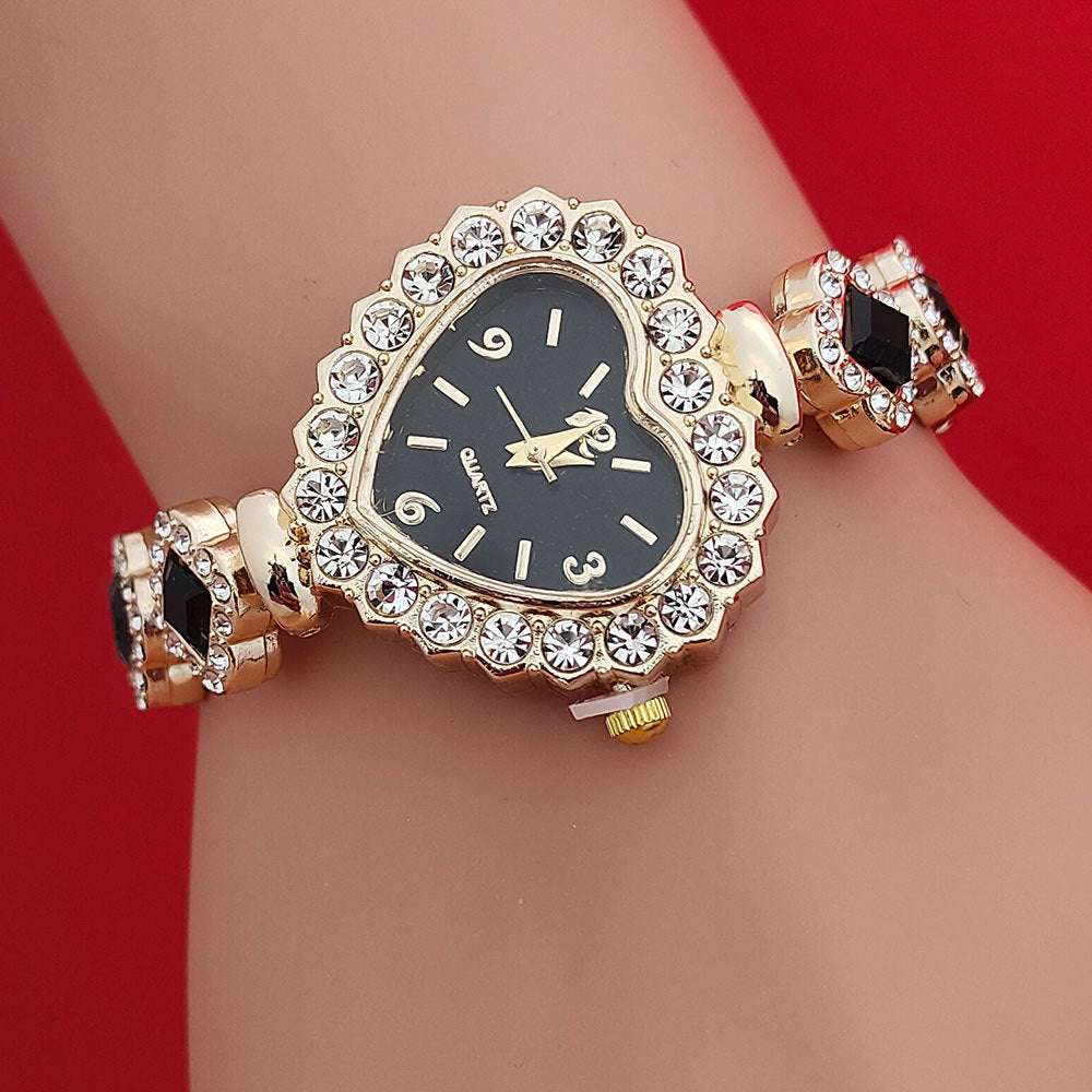 Fashion Love Shape Bracelet Watch Set Diamond Colored Heart Quartz Watch Women's Fashion Jewelry Set Valentine's Day Gift - globaltradeleader