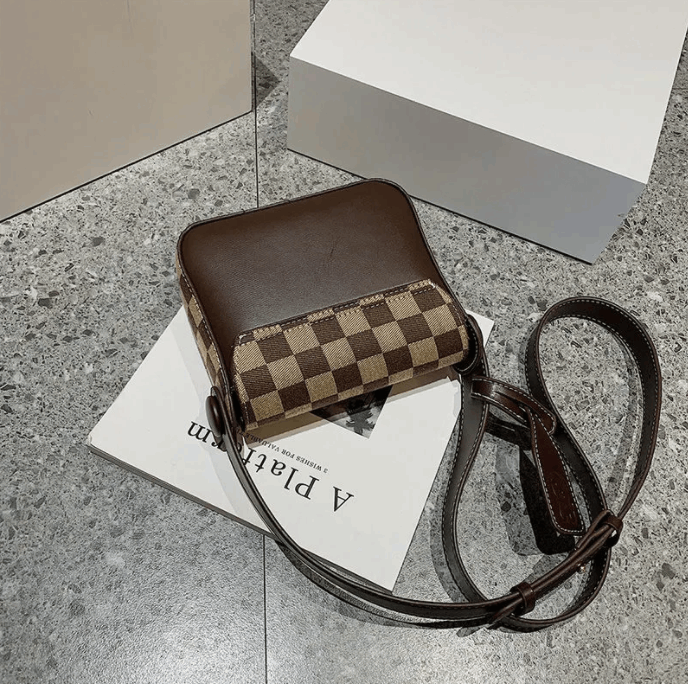 Ins Niche Broadband Messenger Shoulder Bag