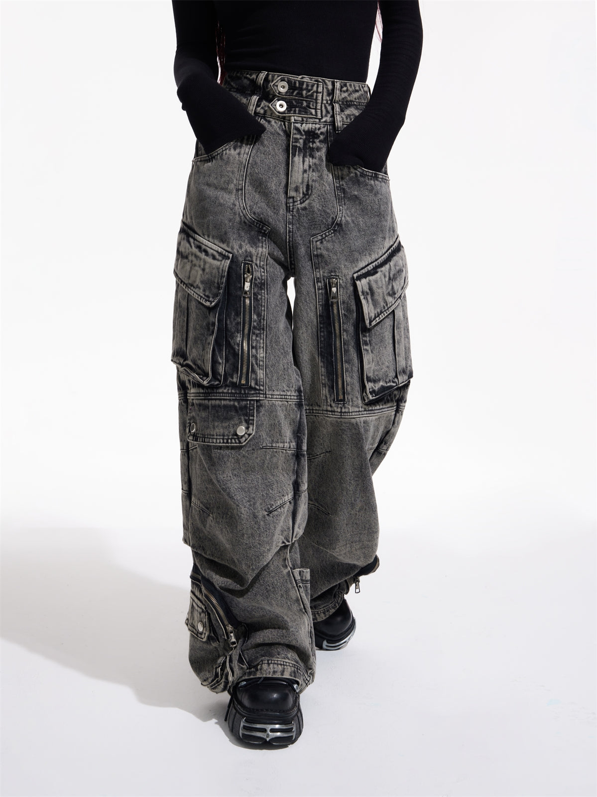 Design Retro Work Style Multi Pocket Jeans