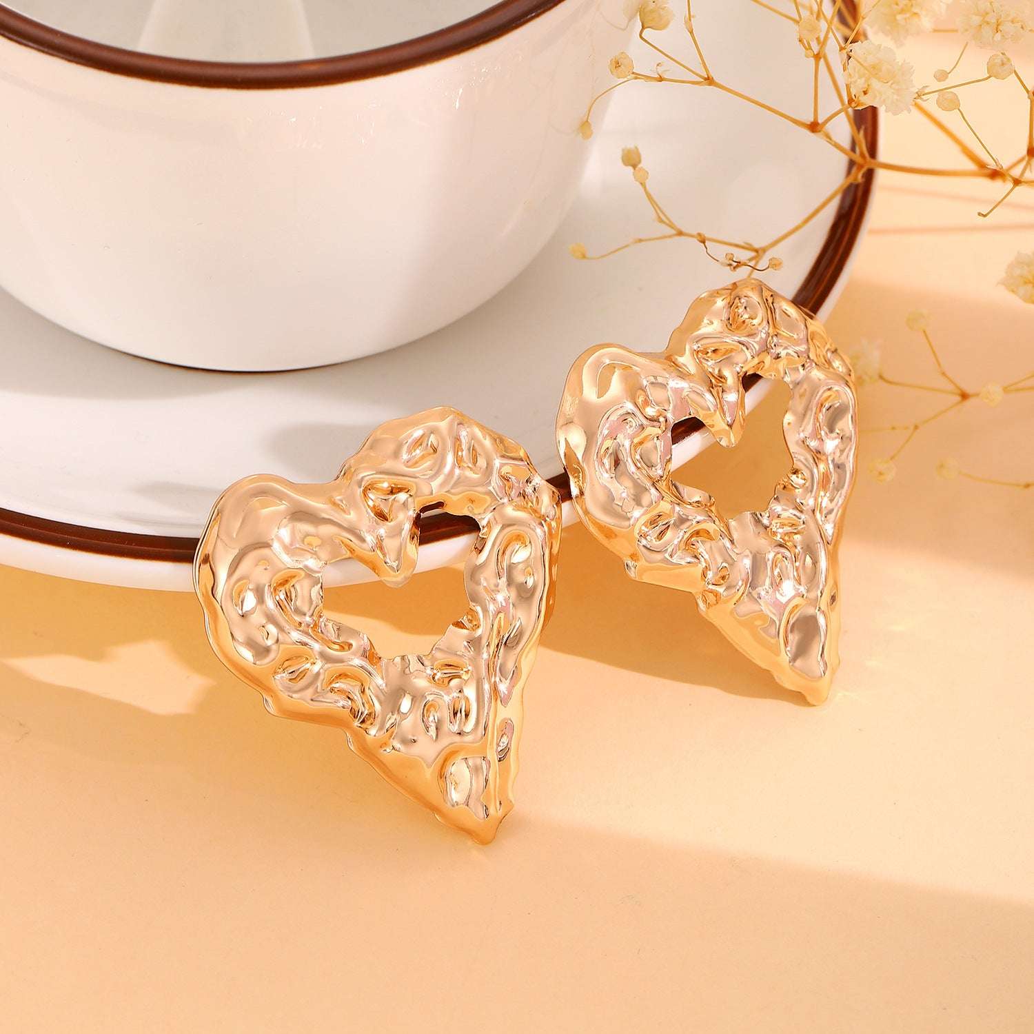 New Pleated Lava Hollow Heart-shaped Earrings Personality Exaggerated Love Earrings For Women Valentine's Day Jewelry - globaltradeleader
