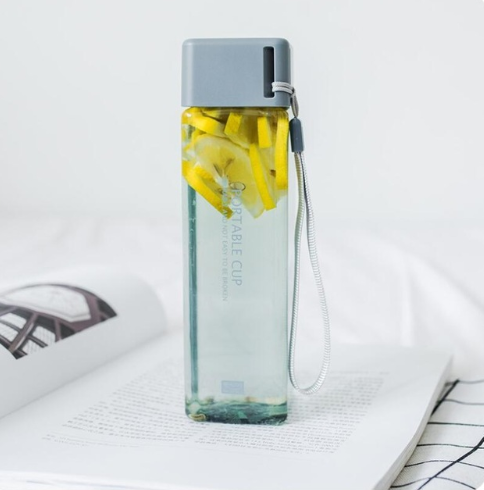 480 ml Creative Square Water Bottle Portable Anti-fall Hand Cup Plastic Transparent Sports Travel Bottle leakproof