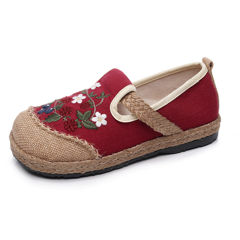 Ethnic Style Embroidered Shallow Cut Low Top Old Beijing Cloth Shoes