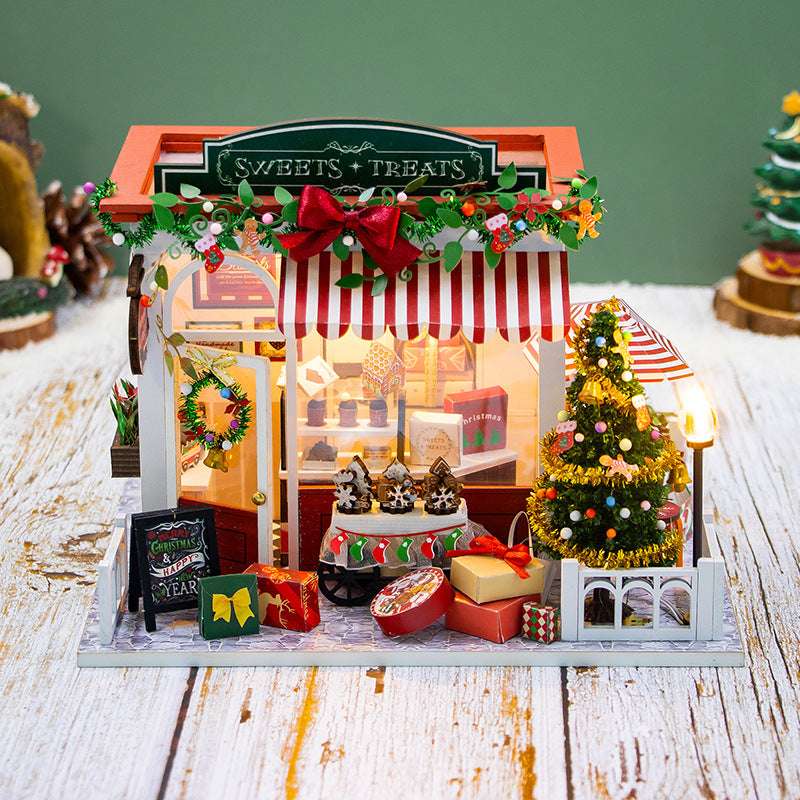 The Christmas Cottage Hand-assembled Villa Model