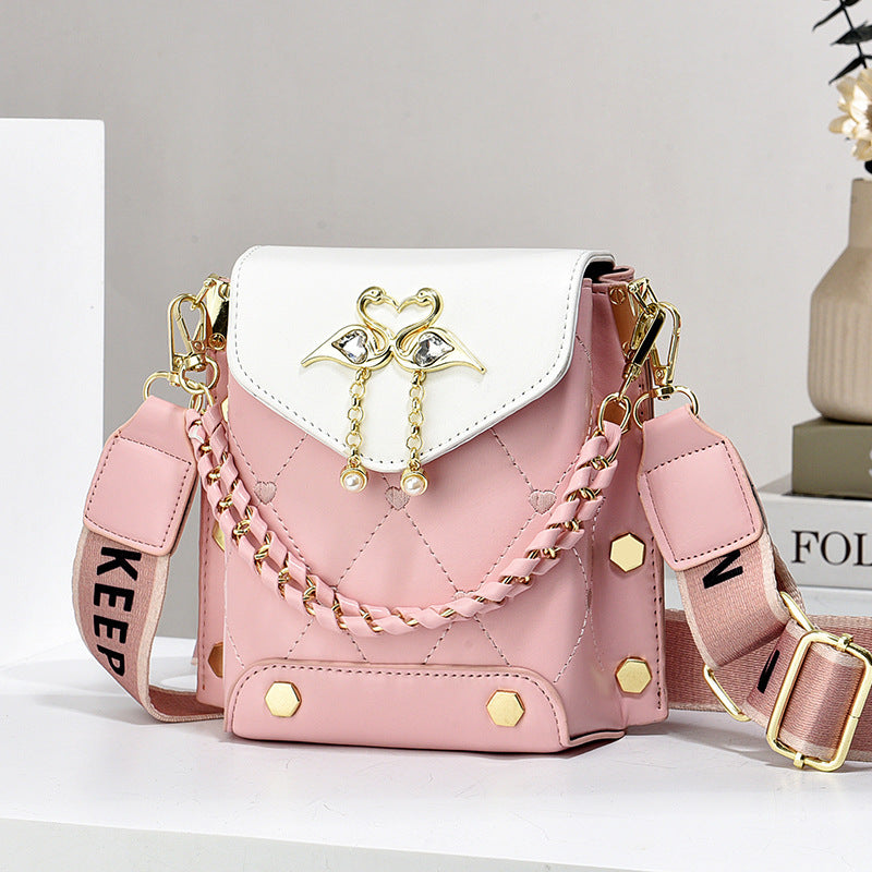 New Stylish Good Texture Shoulder Bag All-matching Western Style Pearl Chain Small Bag - globaltradeleader