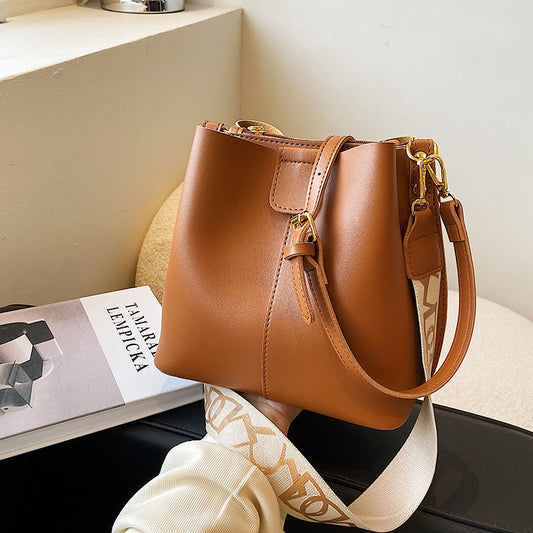 French Minority Design Simple Wide Shoulder Strap Bucket Bags Female - globaltradeleader