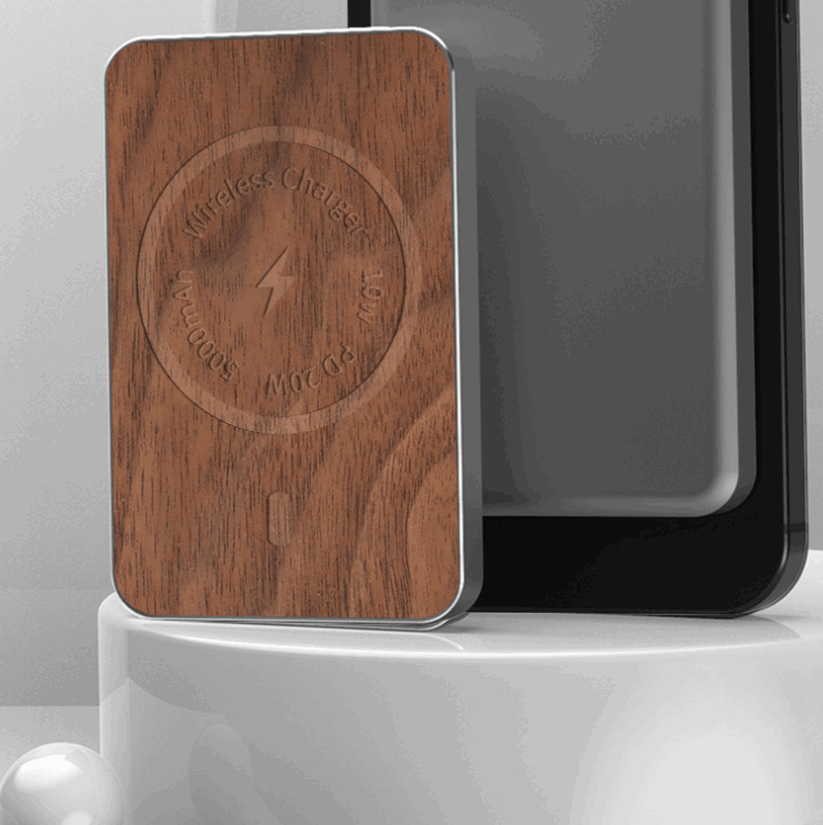 Magnetic Suction Wireless Charging Bank Mobile Power Supply