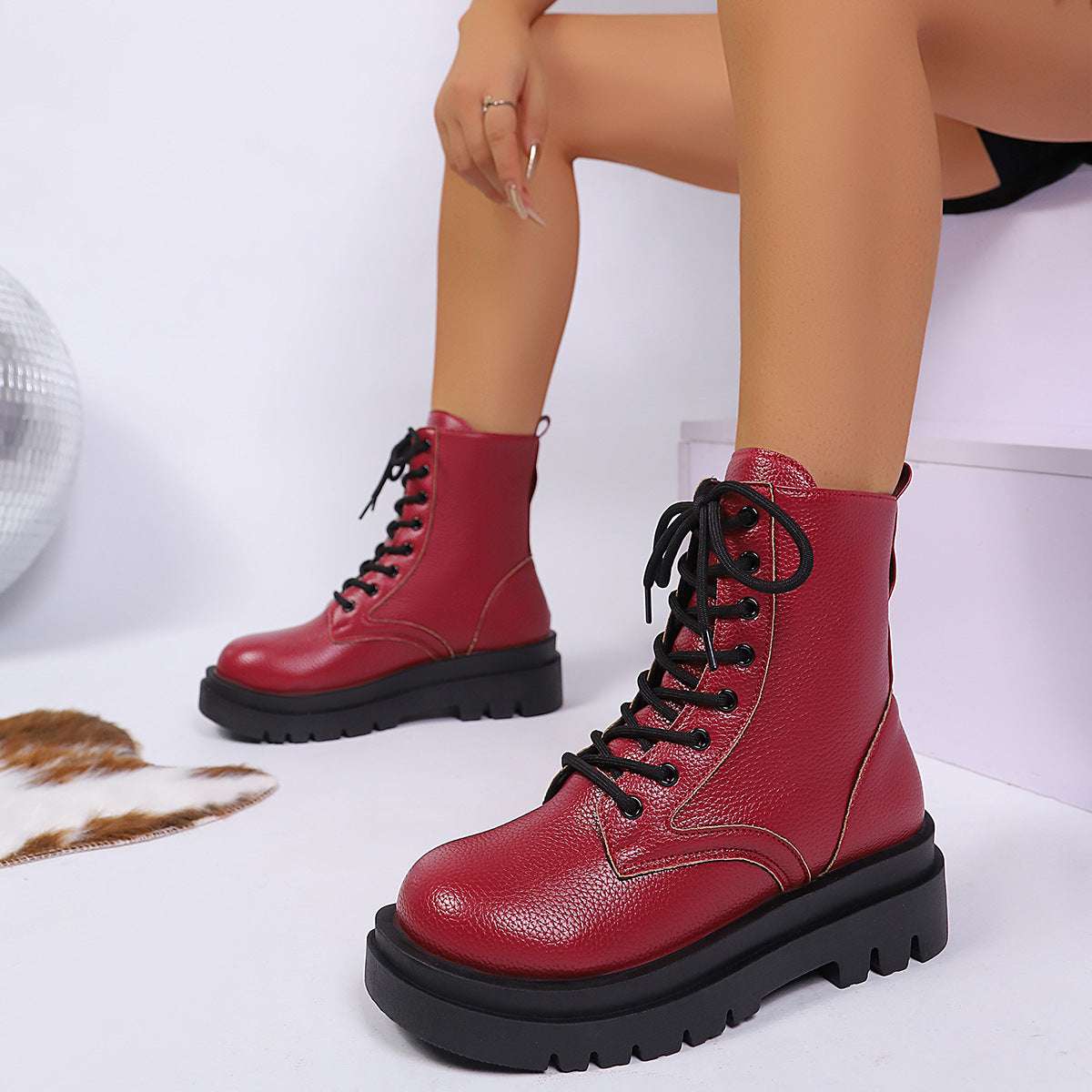 Women's Lace Up Round Toe Platform Leather Martin Boots - globaltradeleader