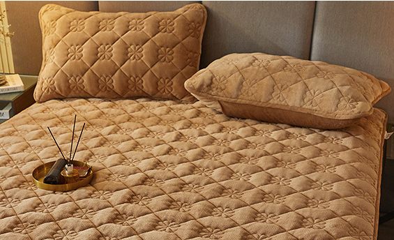 Milk Velvet Quilted Bed Sheet Single Piece Winter Thickened Coral Flannel Bed Cover Three-piece Set Mattress Protector Sheet - globaltradeleader