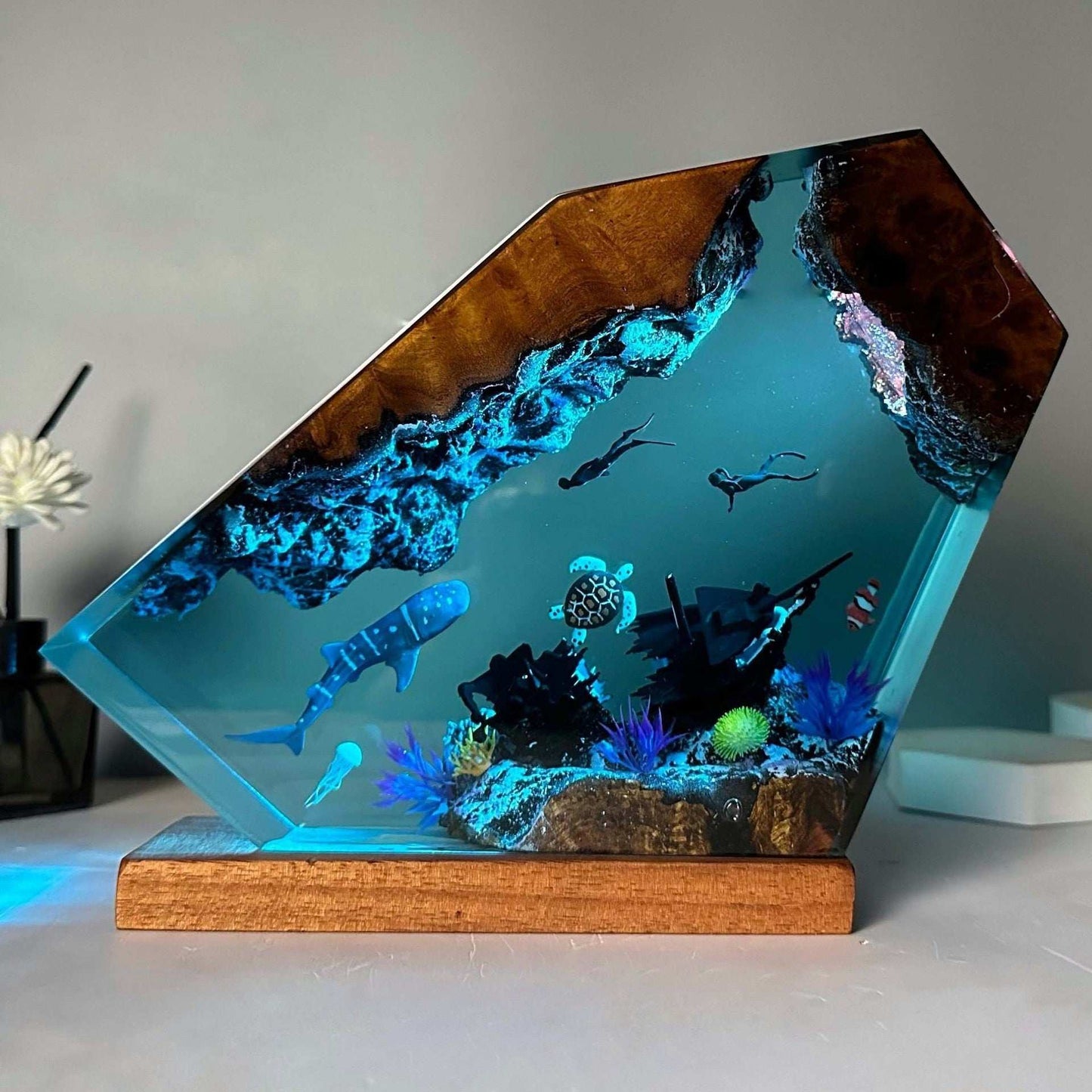 Submarine Resin Diving Creative Small Night Lamp - globaltradeleader