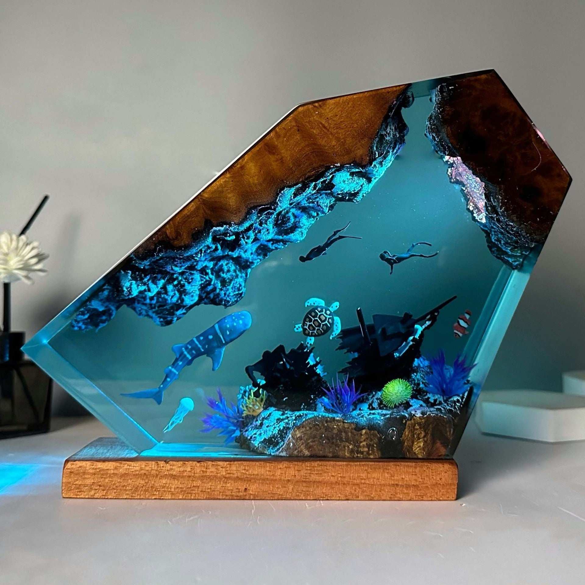 Submarine Resin Diving Creative Small Night Lamp - globaltradeleader