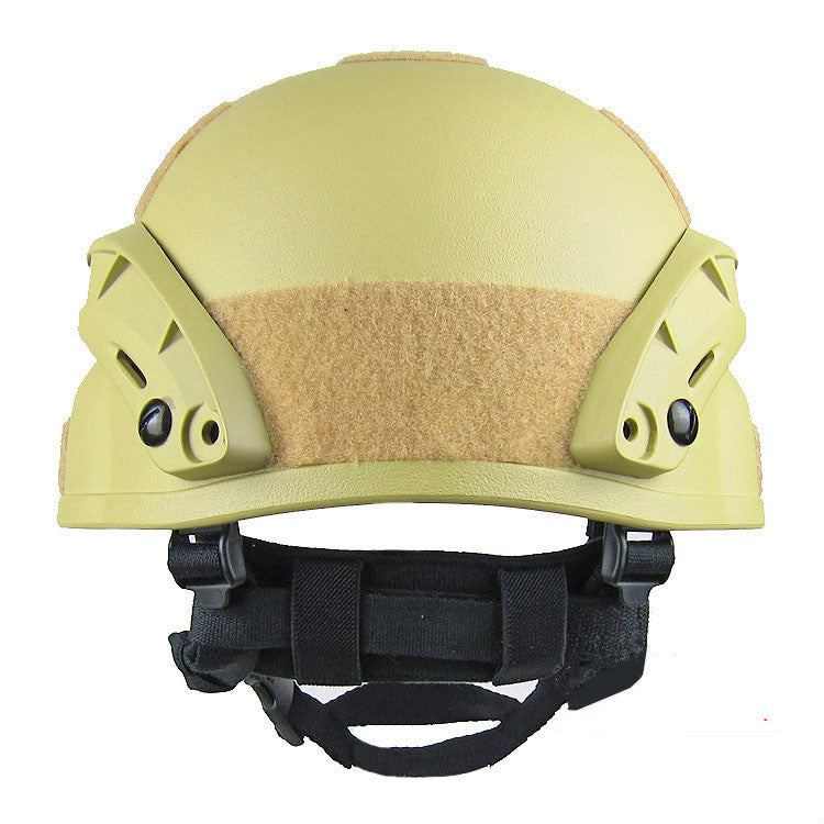 Simple mobile version of the field CS riding helmet