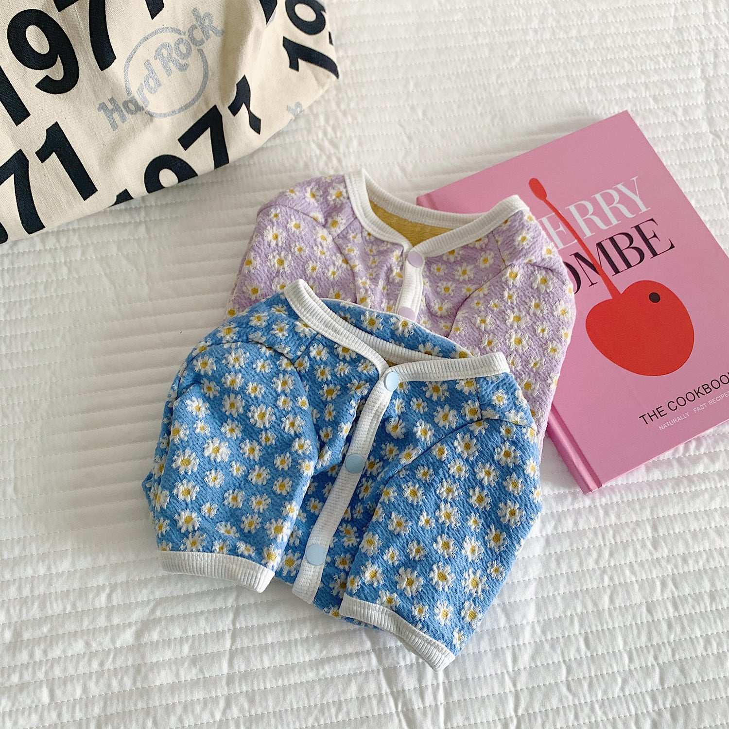 Pet Autumn And Winter Dog And Cat Clothes