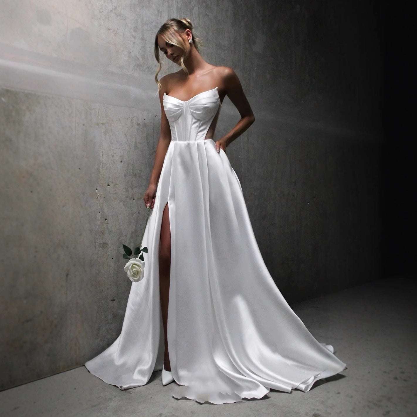 White Satin Slit Pocket Bandage Wedding Dress - globaltradeleader
