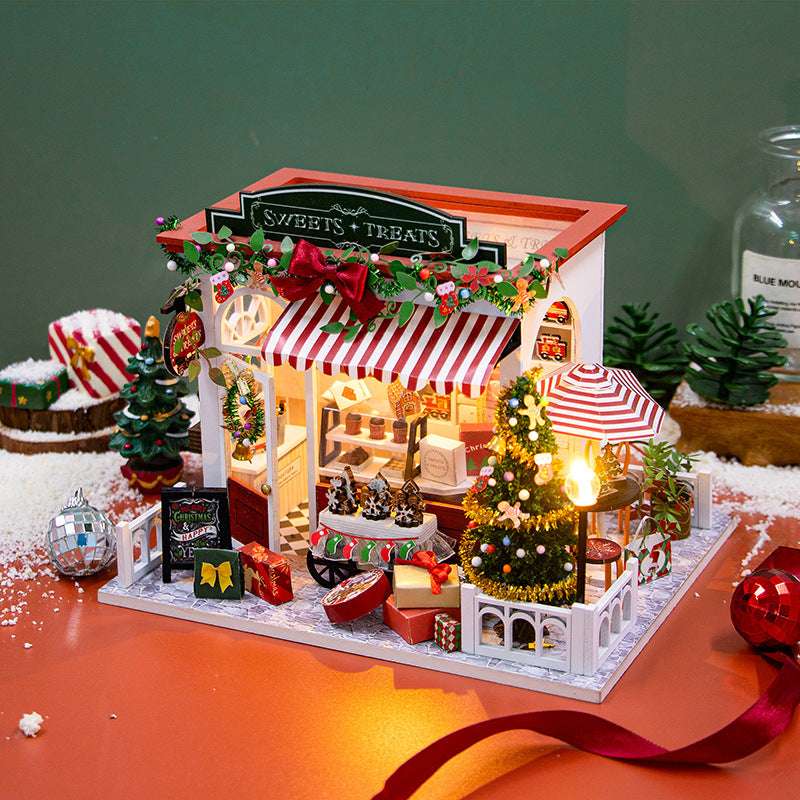 The Christmas Cottage Hand-assembled Villa Model