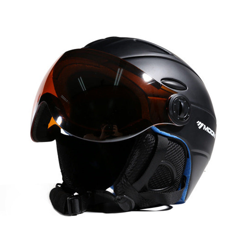 safety helmet with goggles integrated