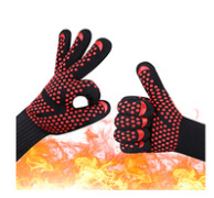 High temperature anti-scalding anti-cut insulation barbecue microwave oven gloves