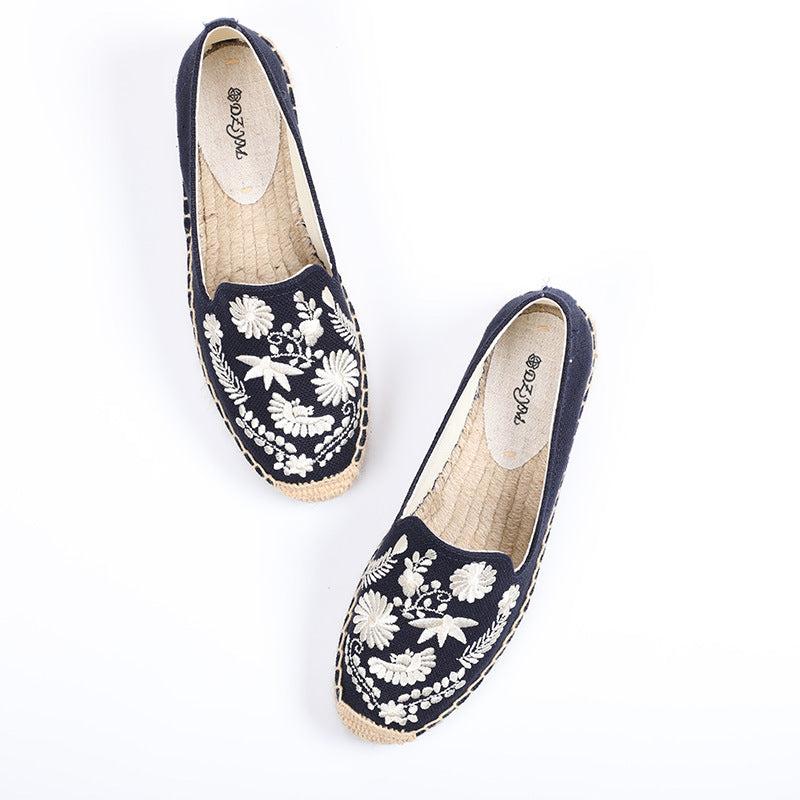 Round Toe Low-top Cotton Breathable Flat Heel Embroidered Leisure Canvas Shoes