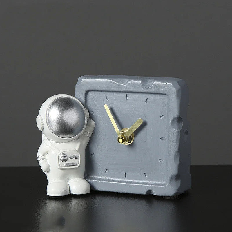 Astronaut creative children''s room bookcase desktop astronaut clock Trinket boy''s bedroom bedside decoration - globaltradeleader