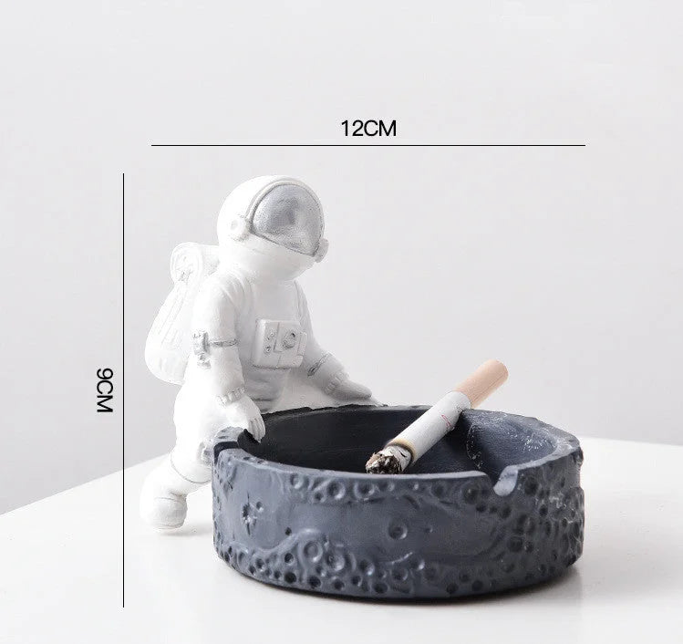 Cartoon Astronaut Resin Ornament Ashtray - globaltradeleader