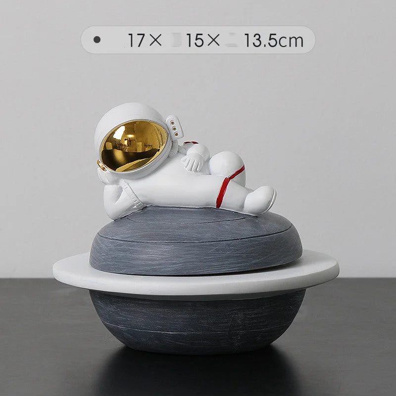 Creative Personality Astronaut Astronaut Resin Ashtray Ornament - globaltradeleader