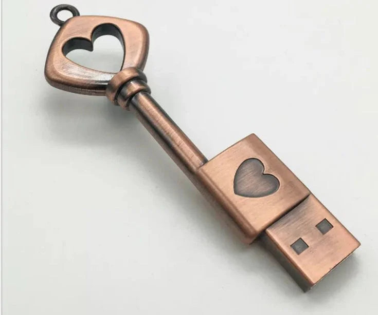 Heart Shaped Bronze Key Storage U Disk Pendant U Disk - globaltradeleader