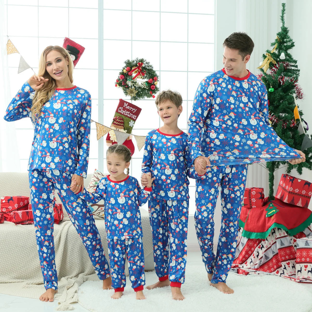 Long-sleeved Snowflake Christmas Women's Pajamas - globaltradeleader