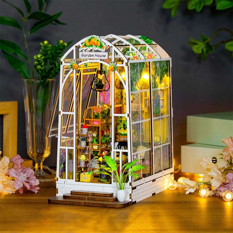 Hongda Diy Hut Garden House 3d Hand-assembled Book Stand Building Model Toy Gift